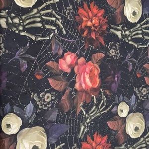 Roses 🌹 Skelton hand face masks